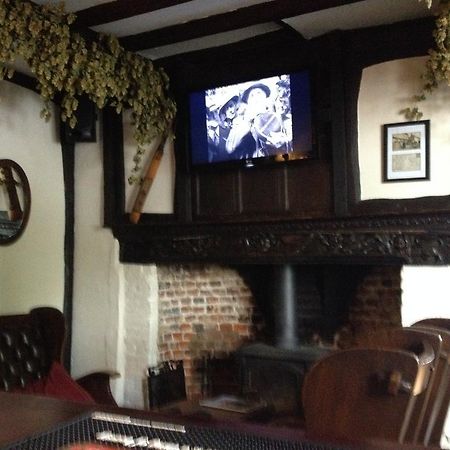 The Abbots Fireside - Channel Tunnel Elham Exterior photo